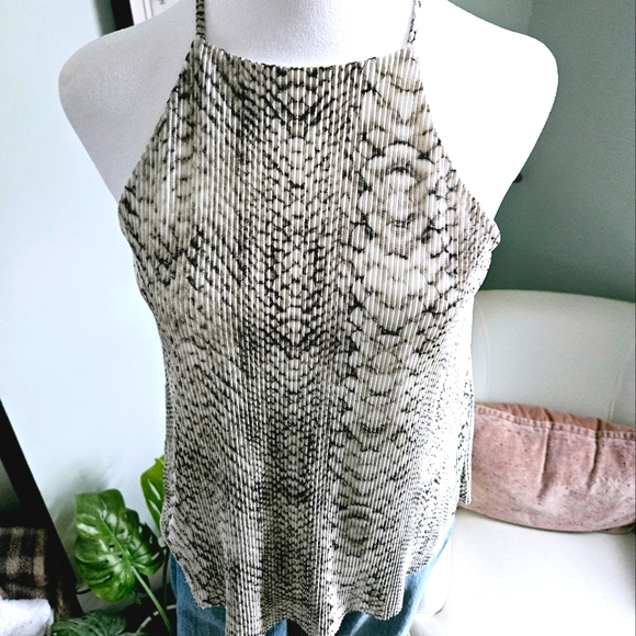 Allison Joy Tops - Allison Joy Halter Tank Top. Snakeskin pattern. Size XS